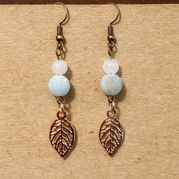 Earrings - Picture 6 of 12